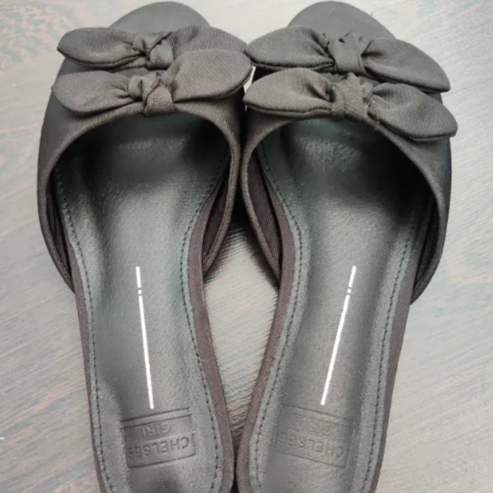 Black Slippers 5